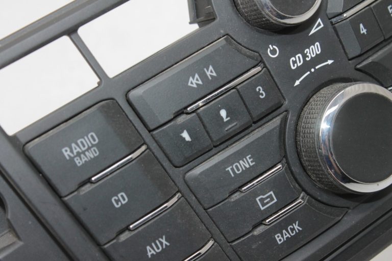Opel Meriva B CD300 radio vadības bloks 13346041, 13337209, 1781040, 13337078