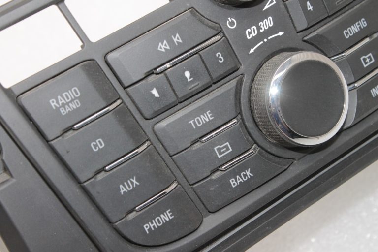 Opel Meriva B CD300 radio vadības bloks 13346041, 13337209, 1781040, 13337078