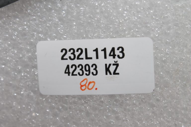 Oriģināls Nissan Renault 1.6 dCi R9M degvielas iesmidzinātāja kronšteins + skrūve 1661000Q0J