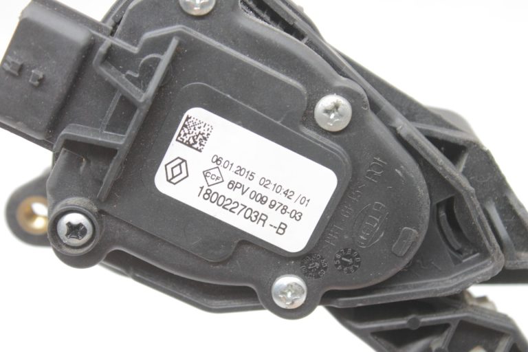 Dacia Logan II Sandero II akseleratora pedālis 180022703R