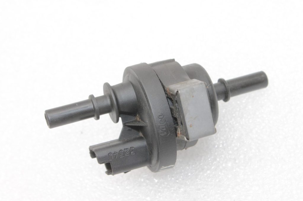 OEM Dacia Logan II Sandero II Renault elektromagnētiskais vārsts vakuuma vārsts 8200660852