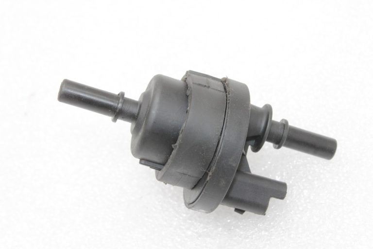 OEM Dacia Logan II Sandero II Renault elektromagnētiskais vārsts vakuuma vārsts 8200660852