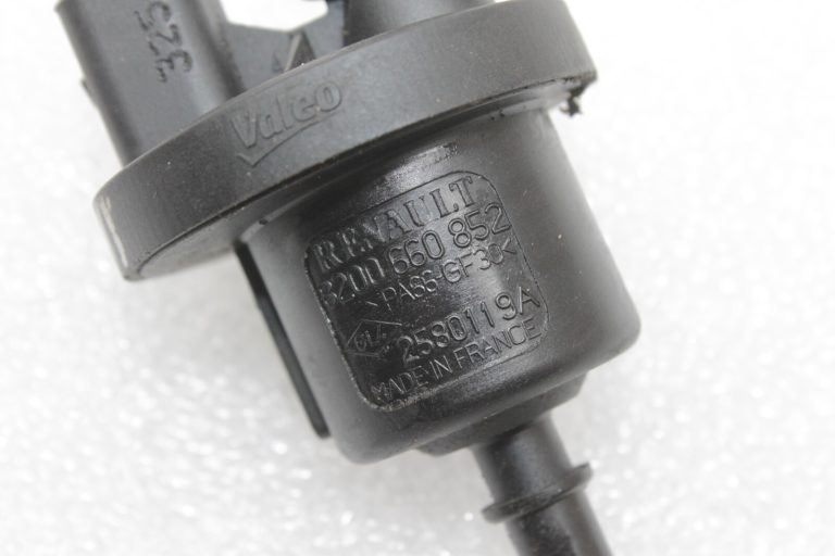 OEM Dacia Logan II Sandero II Renault elektromagnētiskais vārsts vakuuma vārsts 8200660852