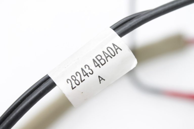Nissan X-Trail T32 jumta antenas vadu instalācija 282434BA0A, 28243 4BA0A