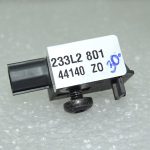 Opel Antara sadursmes sensors priekšā 13502577