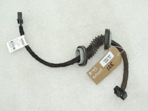 Chevrolet Captiva aizmugurējo durvju instalācijas instalācija 20976406