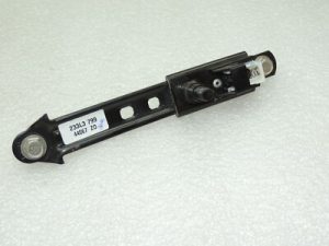 Nissan Qashqai J11 Drošības jostas augstuma regulētājs priekšējais kreisais labais 878244EA0A