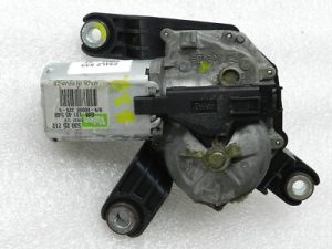 Opel Zafira B Oriģinālais aizmugurējā tīrītāja motors 13145548