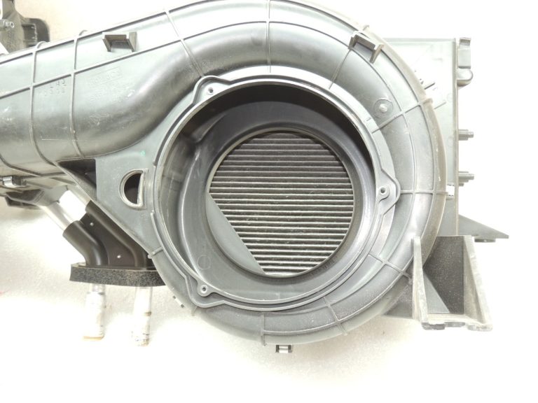 Ford Ranger P375 TKE gaisa kondicioniera kaste 2262628