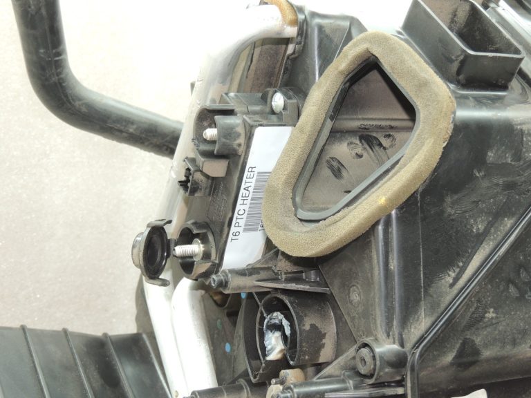 Ford Ranger P375 TKE gaisa kondicioniera kaste 2262628