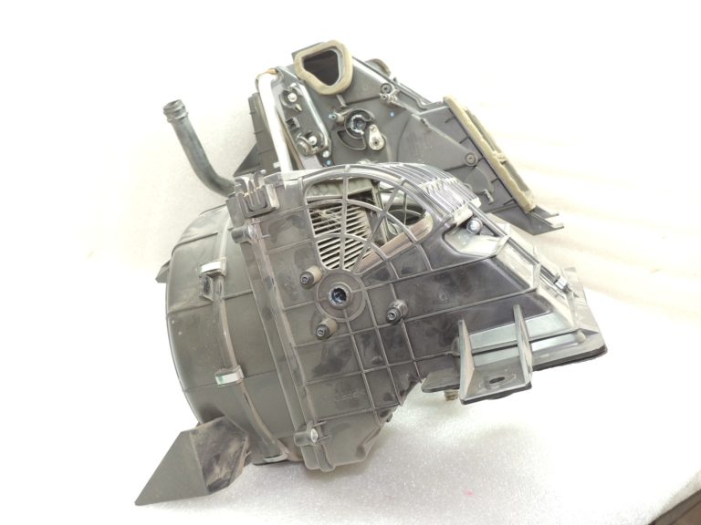 Ford Ranger P375 TKE gaisa kondicioniera kaste 2262628