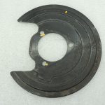 Opel Insignia B Aizmugurējā labā bremžu diska aizsargplāksne 84145654