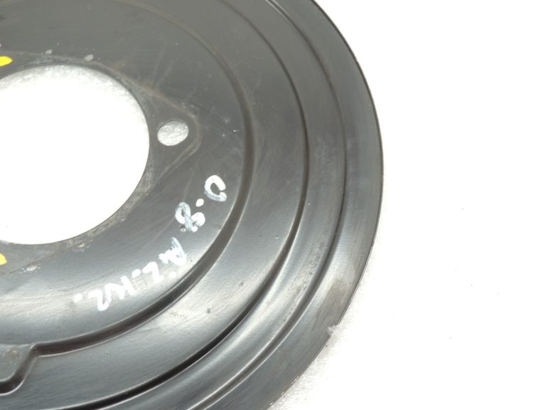 Opel Insignia B Aizmugurējā kreisā bremžu diska aizsargplāksne 84145653