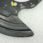Opel Insignia B Aizmugurējā kreisā bremžu diska aizsargplāksne 84145653