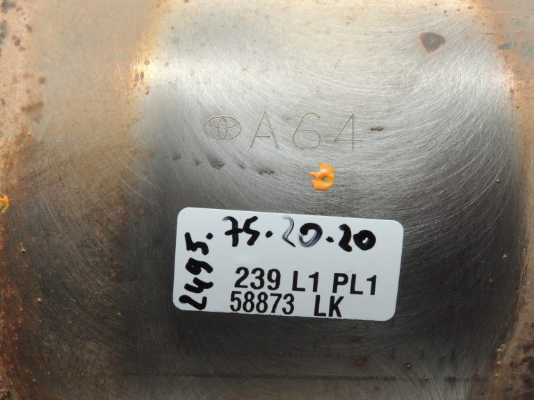 Oriģinālais Toyota Yaris IV XP210 1.5 M15AFKS katalītiskais pārveidotājs Katalizatora pārveidotājs A61