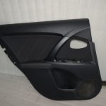 Toyota Avensis T27 durvju panelis FE40 melns aizmugurējais kreisais 6764005C40C1