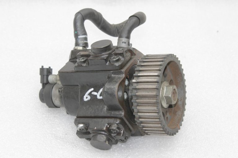 Opel A20DTH 2.0 CDTi iesmidzināšanas sūknis 55574632, 55571005, 55597787, 95521607