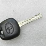 Toyota Yaris IV (XP210) aizdedzes slēdzenes ar atslēgu un durvju slēdzeņu komplekts 4528002420