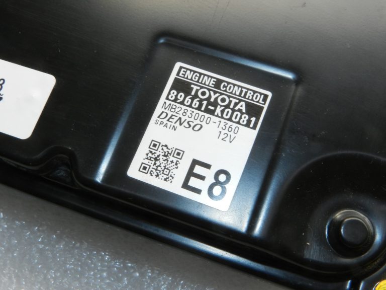 Toyota Yaris IV (XP210) 1.5 HEV 68kW M15AFXE Motora vadības bloks 89661K0081
