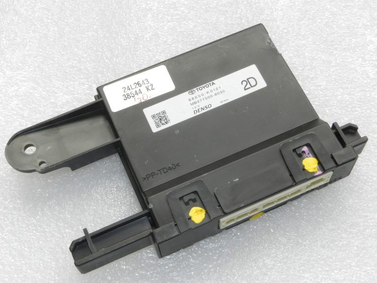 Toyota Yaris IV (XP210) Gaisa kondicionēšanas vadības bloks 88650K0121, 88650-K0121