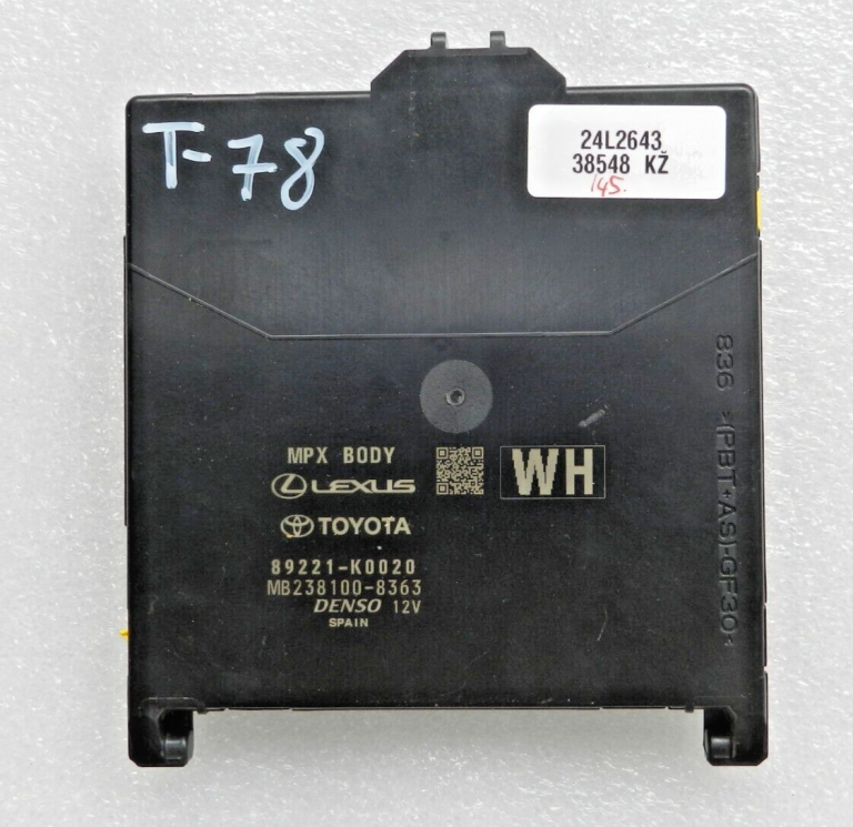 Toyota Yaris IV (XP210) 1.5 HEV MPX Virsbūves vadības bloks 892200DB10, 89221-K0020