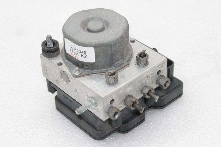 Renault Clio IV Dacia ABS sūknis 476606853R, 0265956285