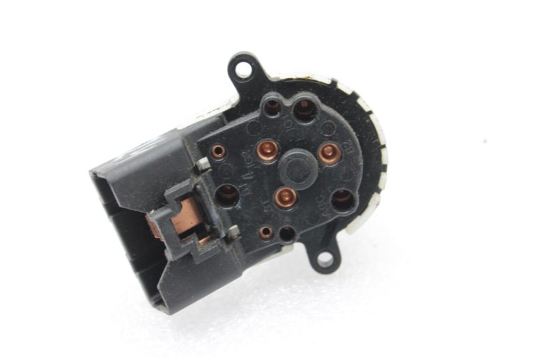 Oriģināls Hyundai i30 GD aizdedzes slēdzenes aizdedzes slēdzis 931103S000, 93110-3S000, 93110