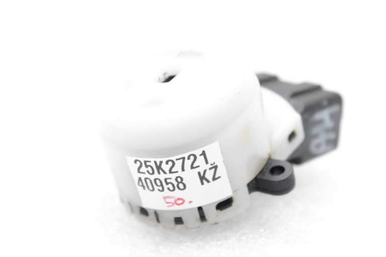 Oriģināls Hyundai i30 GD aizdedzes slēdzenes aizdedzes slēdzis 931103S000, 93110-3S000, 93110
