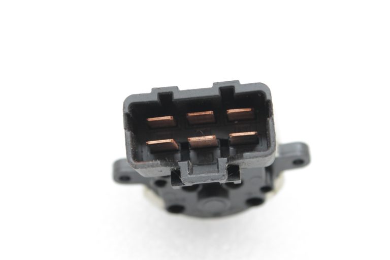 Oriģināls Hyundai i30 GD aizdedzes slēdzenes aizdedzes slēdzis 931103S000, 93110-3S000, 93110
