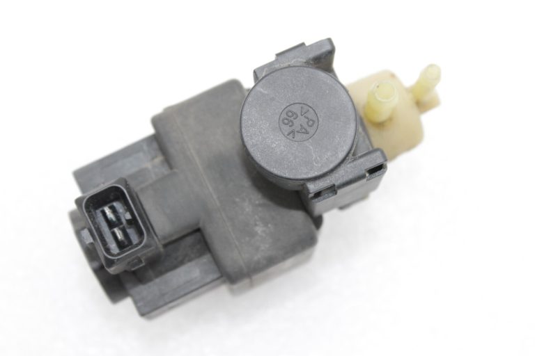 Oriģinālais Hyundai i30 GD CRDi Kia Ceed JD Spiediena pārveidotājs solenoīda vārsts 35120-27050