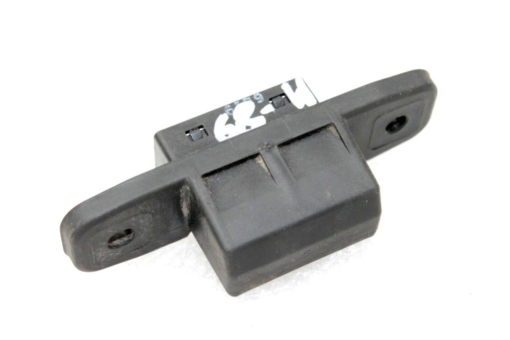 Oriģināls Mazda CX-5 KE aizmugurējo durvju slēdzis KD53-62-4B0A, KD53624B0A