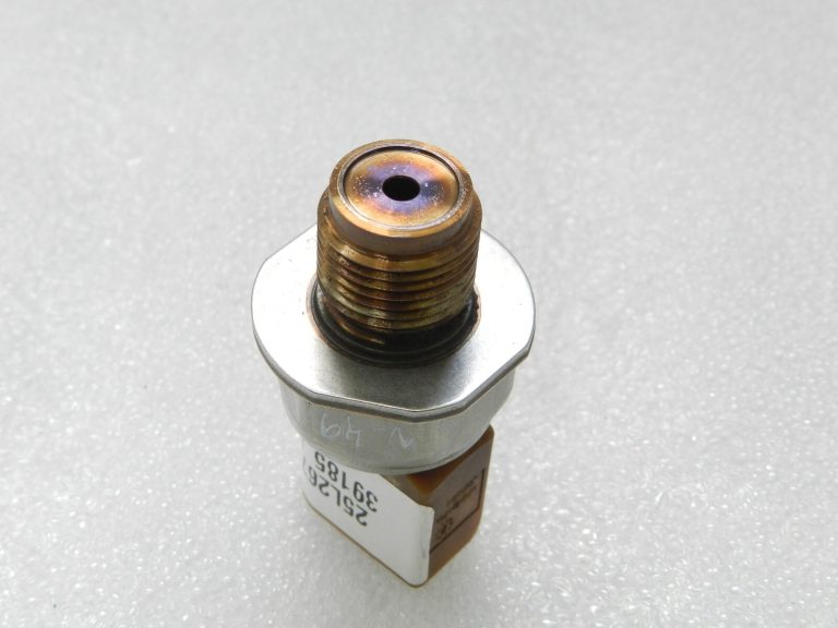 OEM VW VW Audi Seat Skoda 1.6 2.0 TDI degvielas sadalītāja spiediena sensors 03L906051