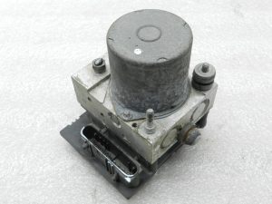 Nissan Qashqai oriģinālais hidrauliskā bloka sūkņa vadības bloks ABS