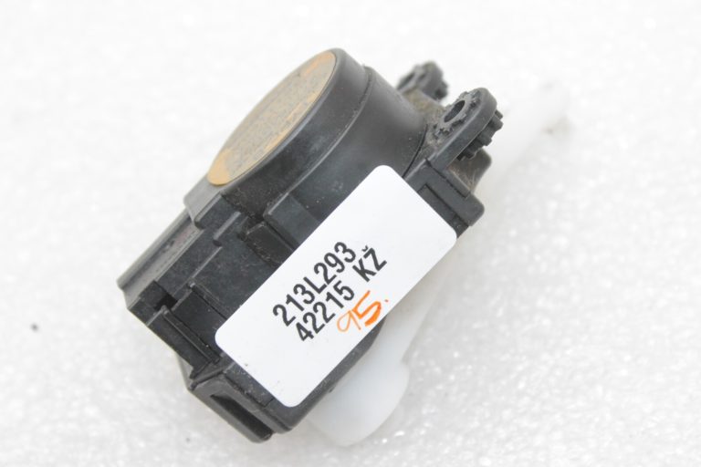 Nissan Qashqai J11 gaisa kondicioniera sildītāja aizbīdņa piedziņa 277T64BU2A, 272104EA8B
