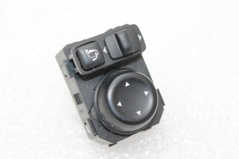 Nissan Qashqai J11 spoguļu slēdzis ar elektrisko salokāmo 255704EA1B