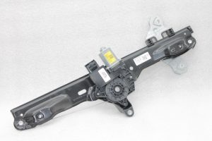 Nissan Qashqai J11 Logu regulators priekšējais kreisais 807014EA3C, 80701 4EA3C