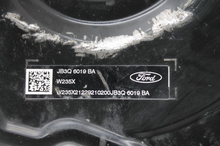 Ford Ranger P375 T20DD0J AX9WA Siksnas siksnas vāciņš priekšējais vāciņš JB3Q-6C297-BA