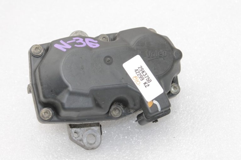 Nissan X-Trail T32 Renault 1.6 dCi EGR vārsts 147109816R, H8201061904