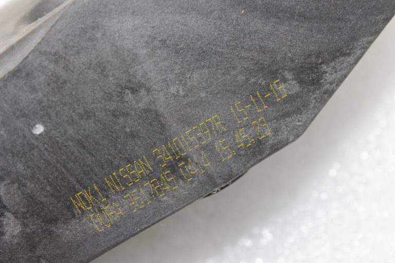 Oriģinālā Nissan X-Trail T32 6 pakāpju manuālās pārnesumkārbas svira 341015397R