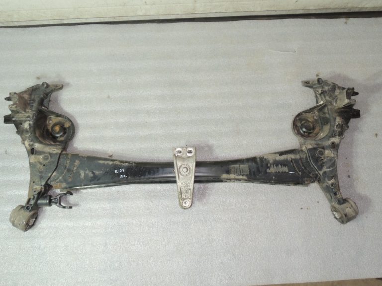 OEM Renault Espace V JFC aizmugurējā tilta ass balsts 555013092R 555019495R