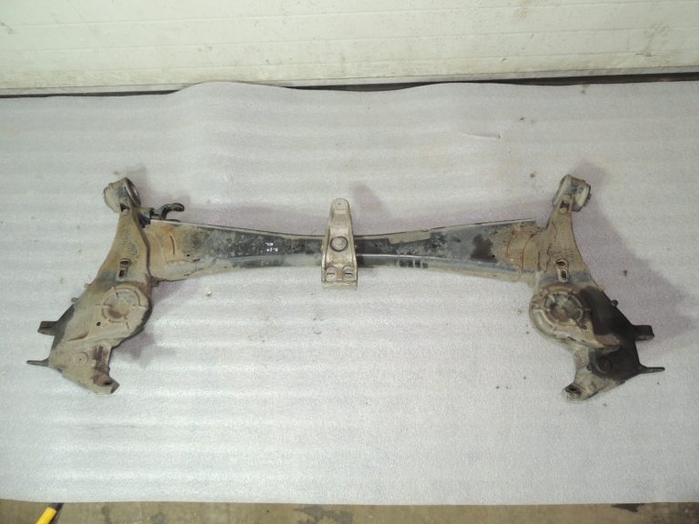 OEM Renault Espace V JFC aizmugurējā tilta ass balsts 555013092R 555019495R