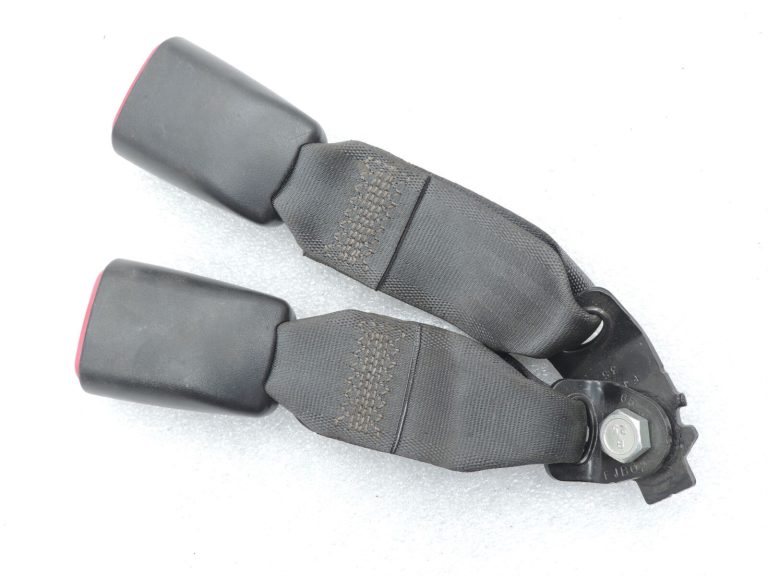 Chevrolet Epica Aizmugurējā labās un centrālās drošības jostas sprādzes 96499937