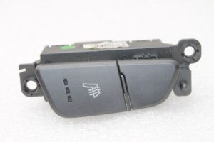 Hyundai i40 sēdekļa apsildes slēdzis priekšējais labais 937303Z200, 93730-3Z200