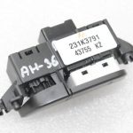 Hyundai i40 sēdekļa apsildes slēdzis priekšējais labais 937303Z200, 93730-3Z200
