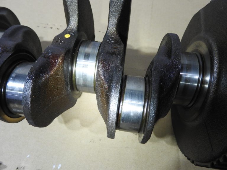 Kloķvārpsta BMW E46 316 dzinējam N42B18 N42B18A 11210142286