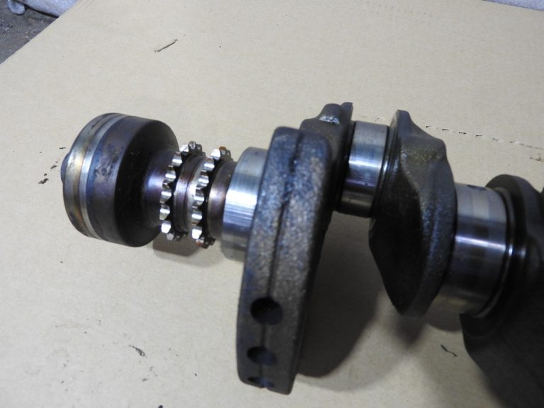 Kloķvārpsta BMW E46 316 dzinējam N42B18 N42B18A 11210142286