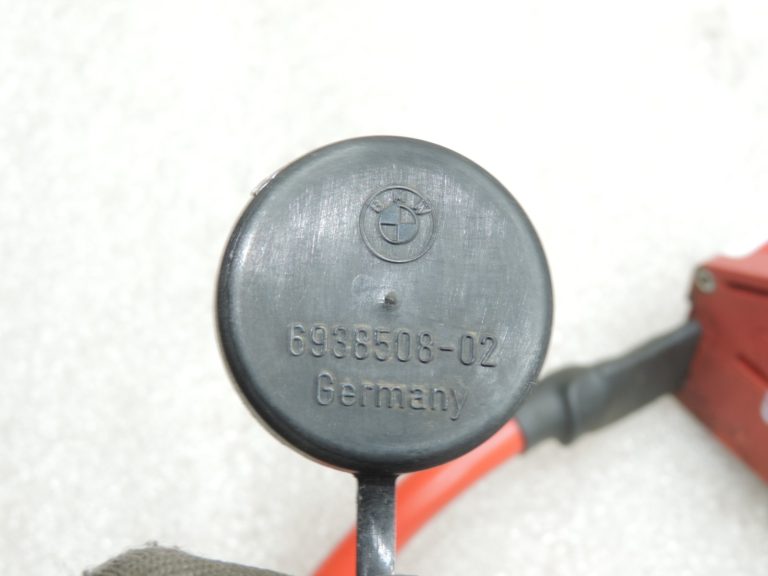 Oriģinālais BMW F30 F30 F31 F32 F33 F33 F34 F36 akumulatora kabelis plus sensors
