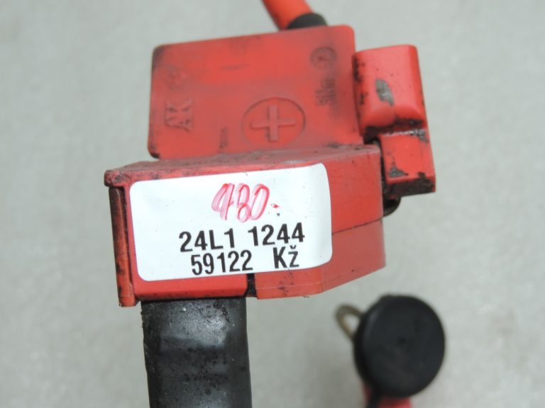 Oriģinālais BMW F30 F30 F31 F32 F33 F33 F34 F36 akumulatora kabelis plus sensors