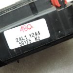 Oriģinālā BMW F31 F31 F30 F20 F20 F22 F32 aizmugurējā jaudas sadalītāja drošinātāju kārba