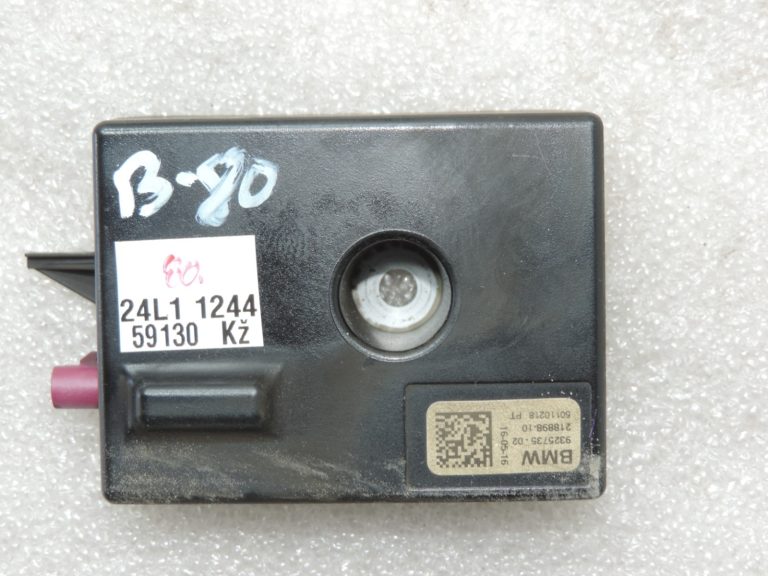 Oriģinālais BMW F31 F31 F30 F06 F20 F20 F23 F15 F16 Mini F56 avārijas antenas vadības bloks
